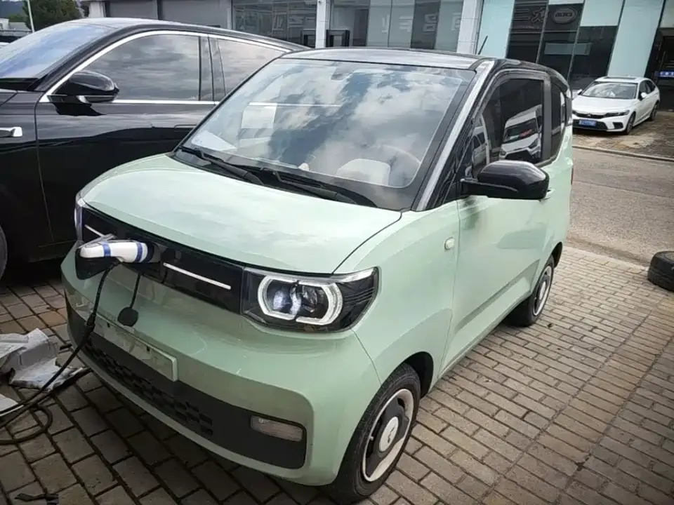 Wuling Motors Hongguang MINIEV Macaron Premium LFP 2023