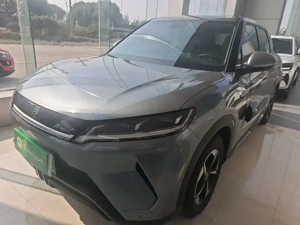 BYD Yuan UP 401KM Leading Edition 2025