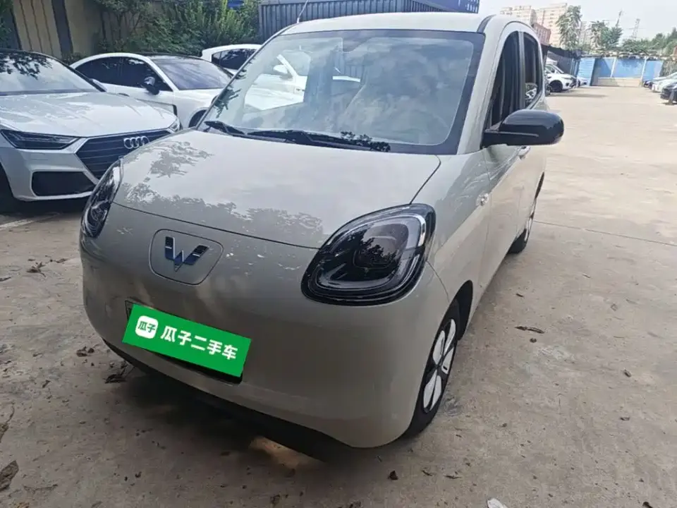 Wuling Motors Hongguang MINIEV 4-Door Advanced 2025