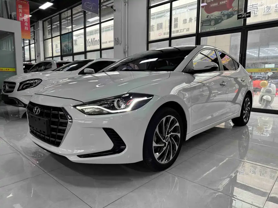 Hyundai Elantra 1.5L CVT Smart Style·Elite 2020