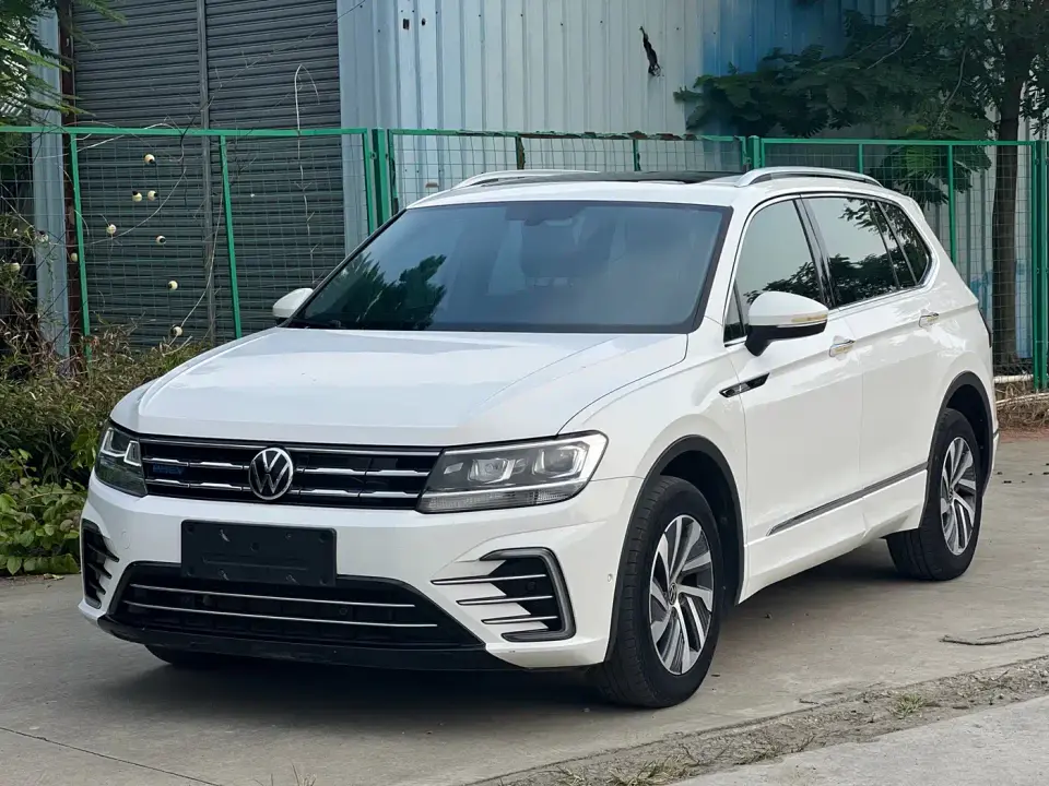 Volkswagen Tiguan L PHEV 430PHEV Plug-in Hybrid Premium 2021