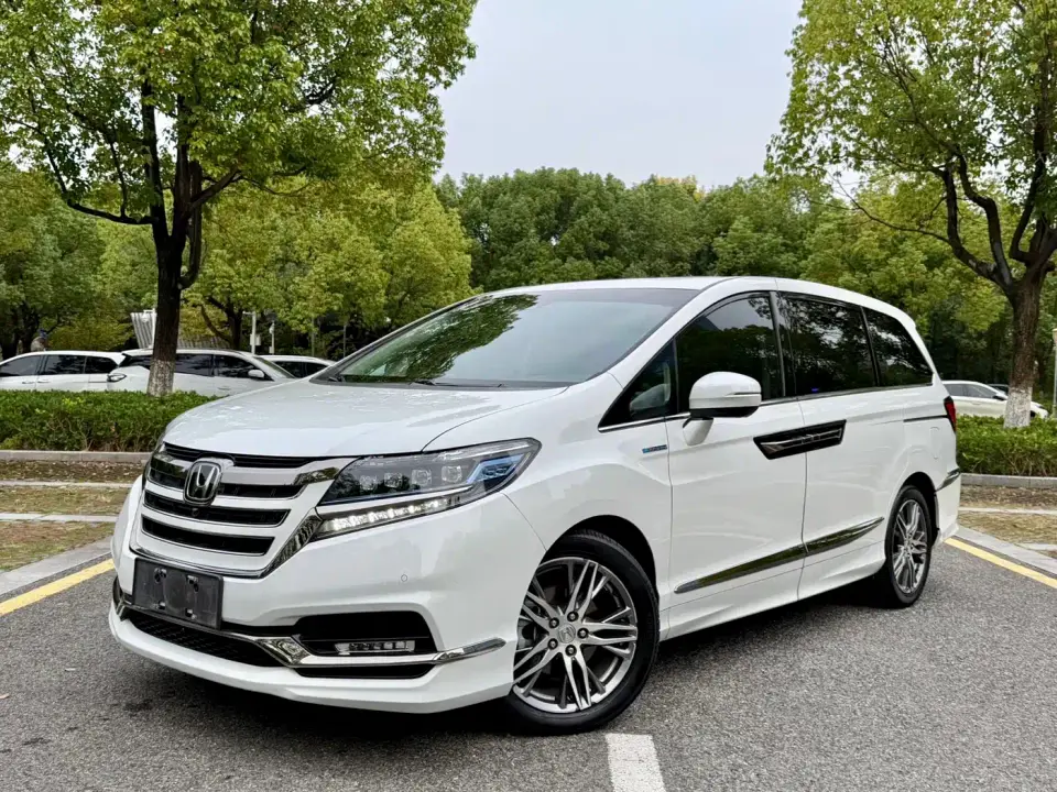 Honda Elysion 2.0L Hybrid Supreme Edition 2020