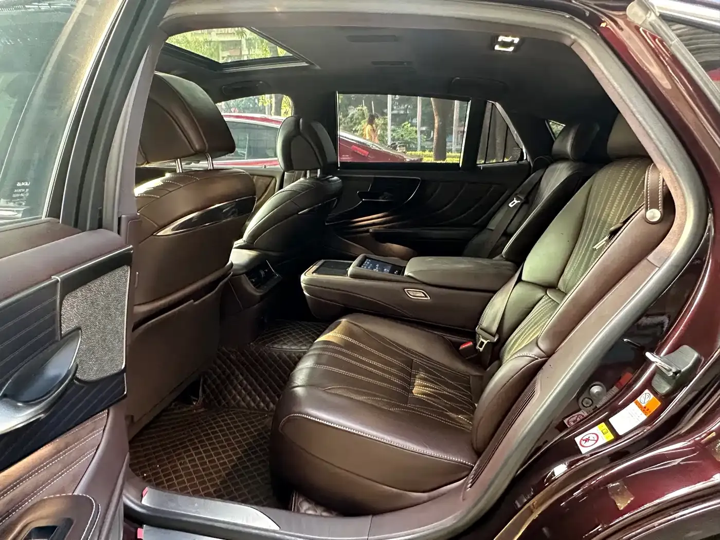Lexus LS 500h Luxury Edition China V 2019 — фото 4