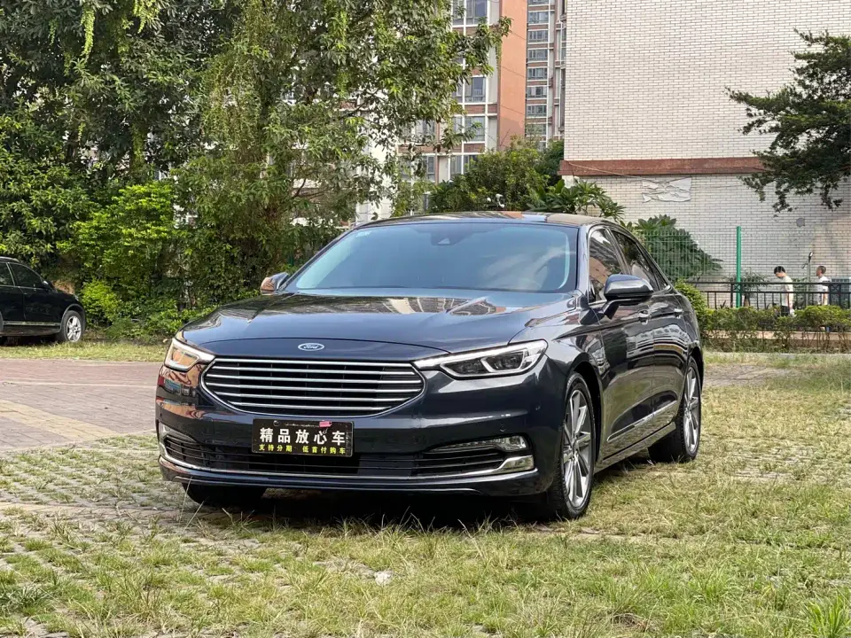 Ford Taurus EcoBoost 245 Premium Edition 2021