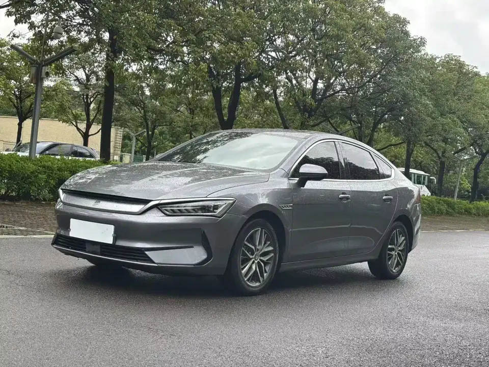 BYD Qin PLUS EV 400KM Luxury Model 2022