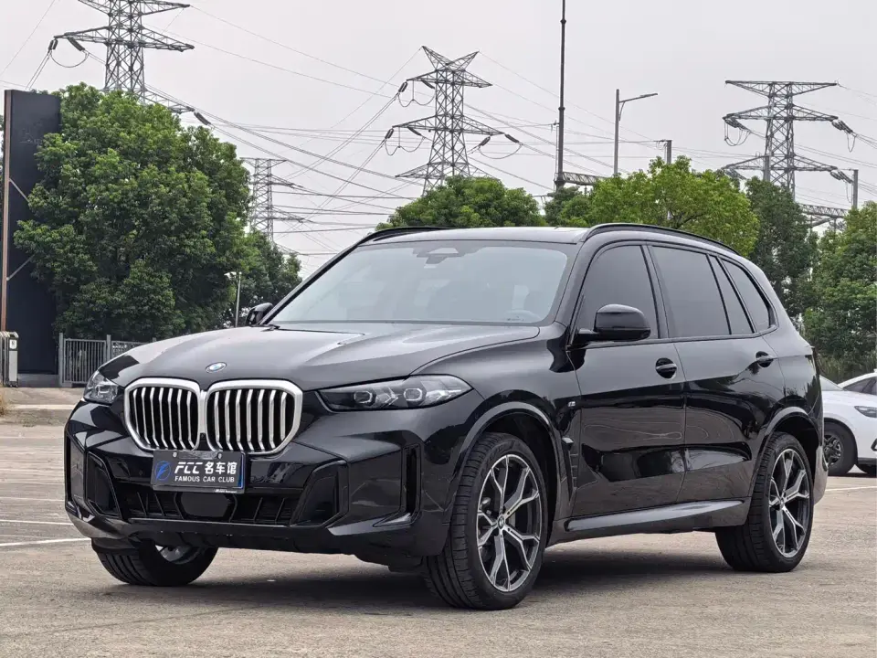 BMW X5 xDrive 30Li Premium M Sport Package 2024