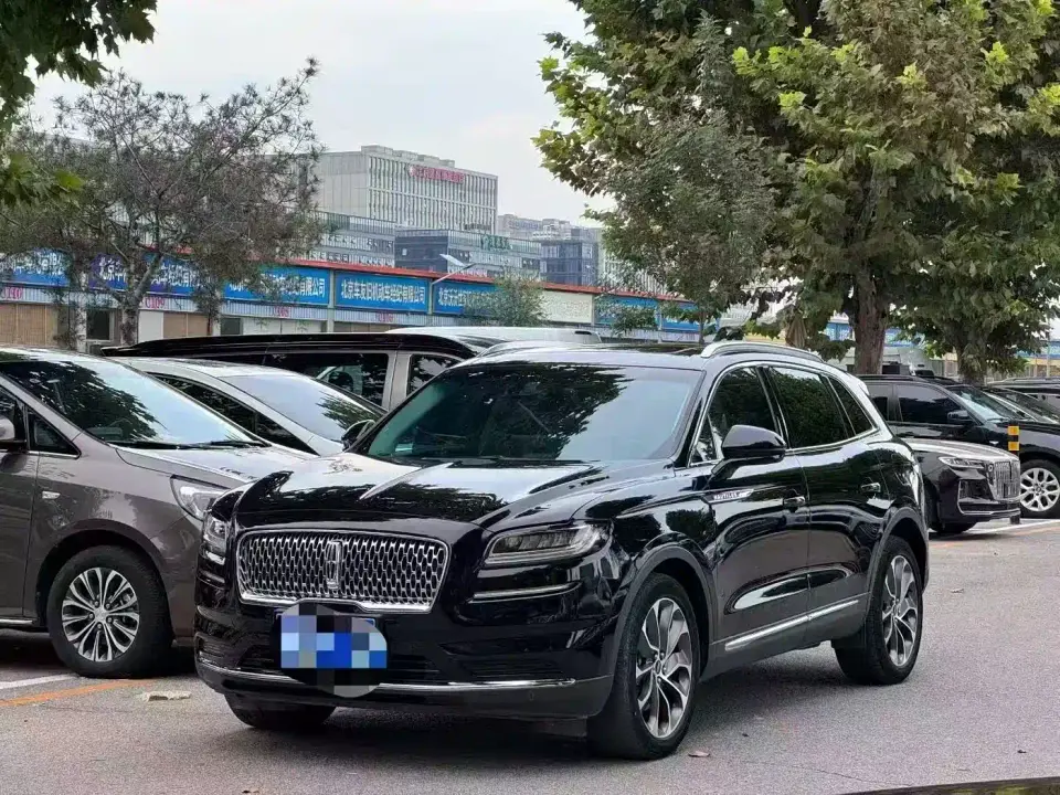 Lincoln Nautilus 2.0T AWD Exclusive Edition 2023
