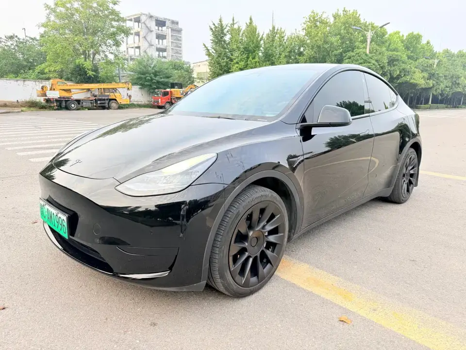 Tesla Model Y Facelift Rear-Wheel Drive Version 2023