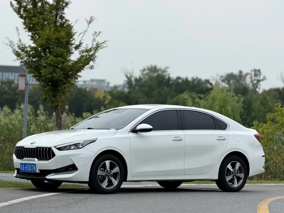 Kia K3 1.5L CVT Smart Connect Edition 2021