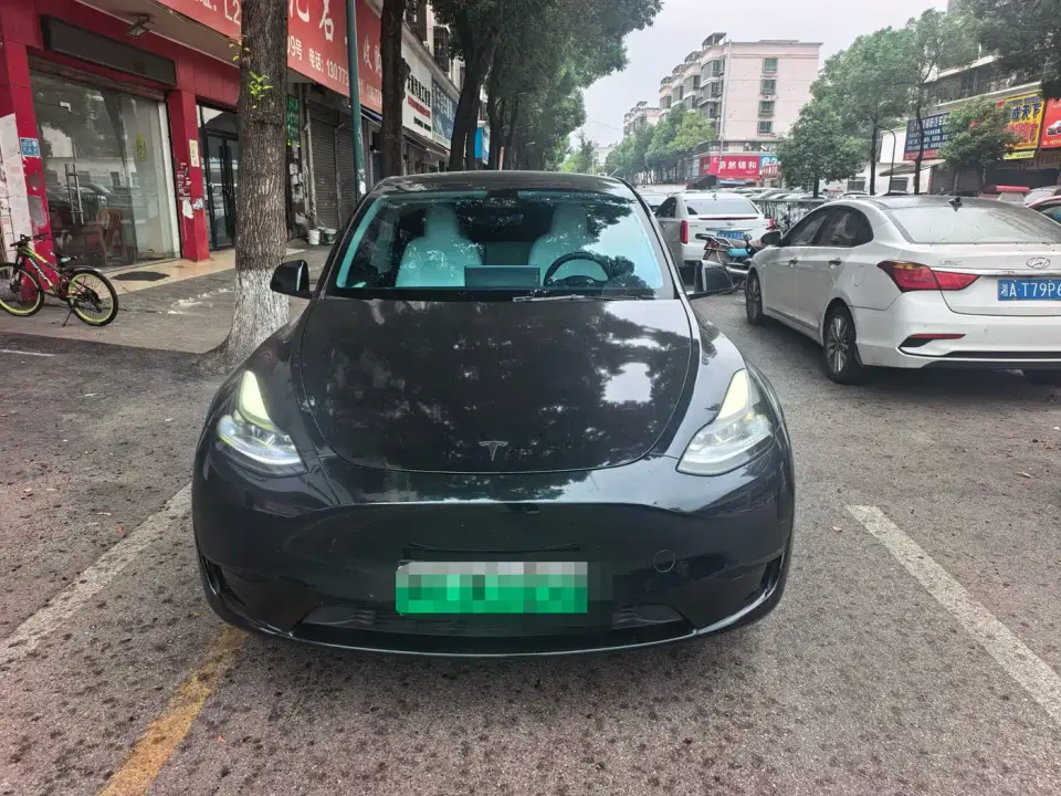 Tesla Model Y Facelift Rear-Wheel Drive Version 2023