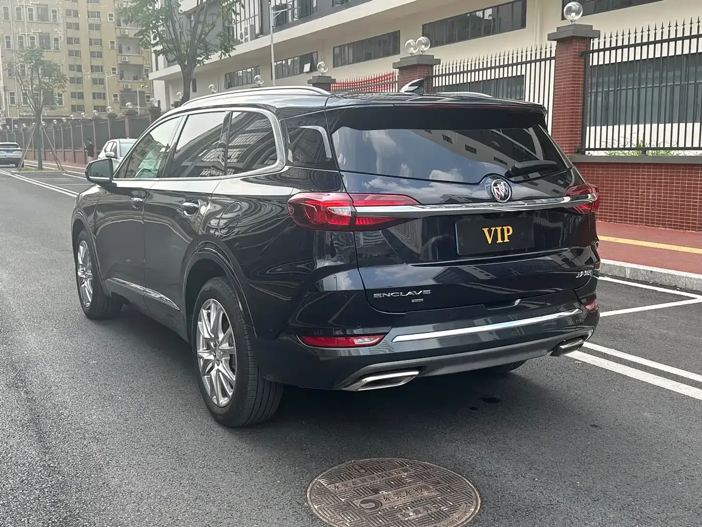 Buick Enclave 652T AWD Premium Flagship 6-Seater 2023 — фото 4