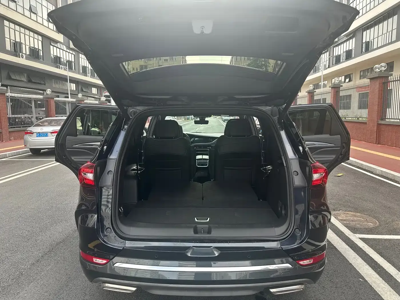 Buick Enclave 652T AWD Premium Flagship 6-Seater 2023 — фото 21