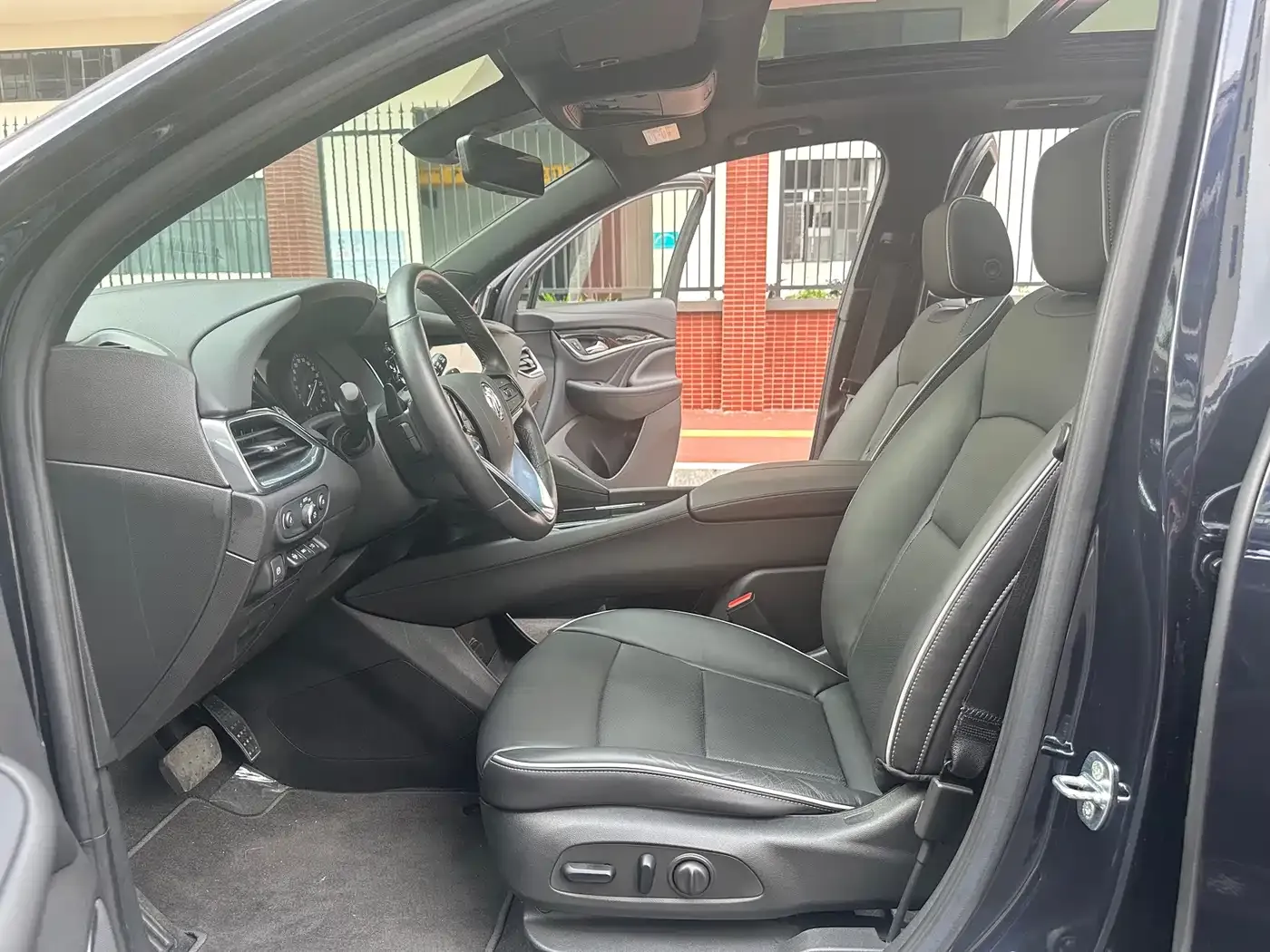 Buick Enclave 652T AWD Premium Flagship 6-Seater 2023 — фото 8