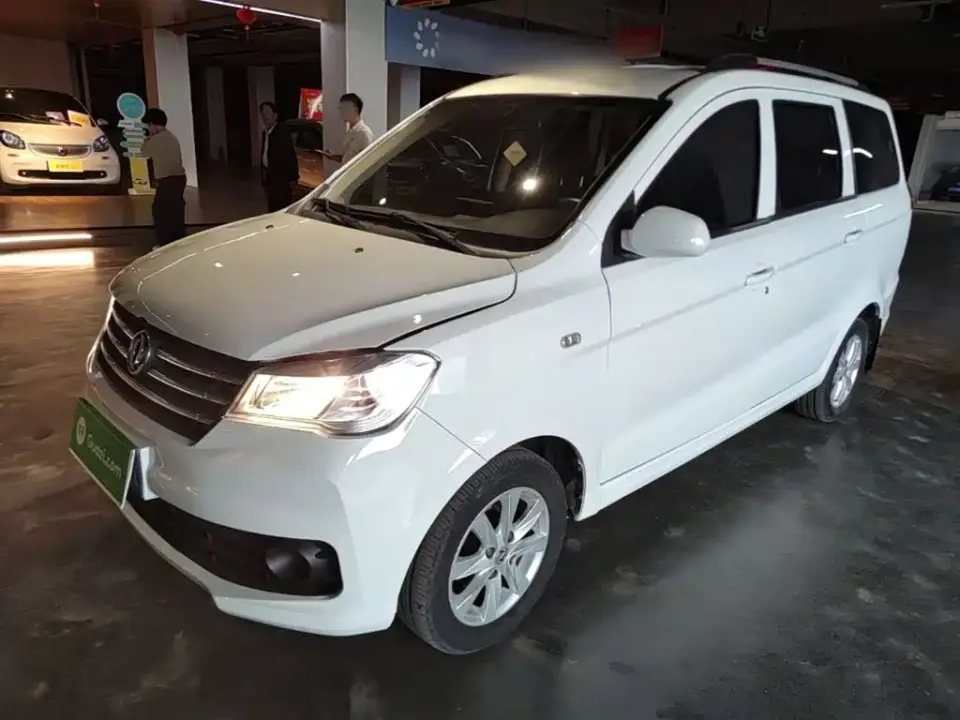 Dongfeng Fengguang Fengguang 330 1.5L 330S Manual Comfort China VI 2023