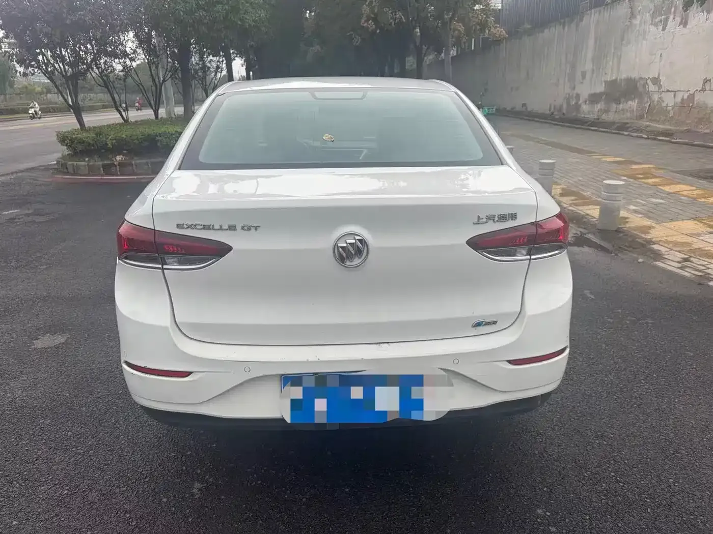 Buick Excelle 1.3T Auto Mild Hybrid Elite 2023 — фото 4