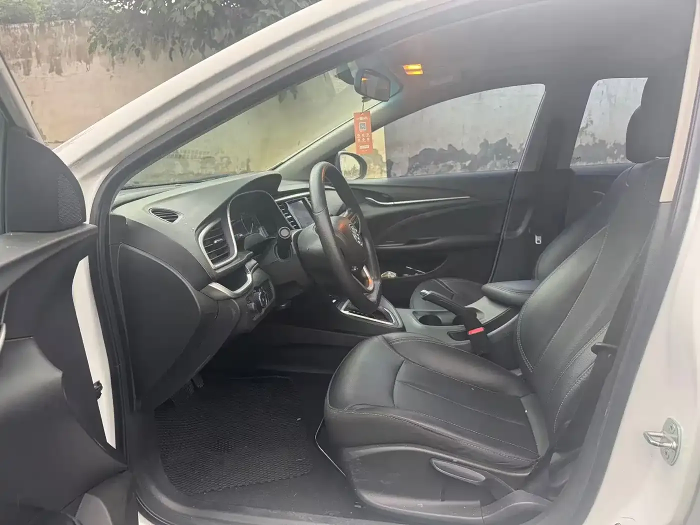 Buick Excelle 1.3T Auto Mild Hybrid Elite 2023 — фото 7