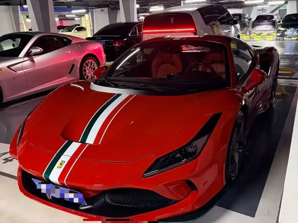 Ferrari F8 Spider 3.9T V8 2022