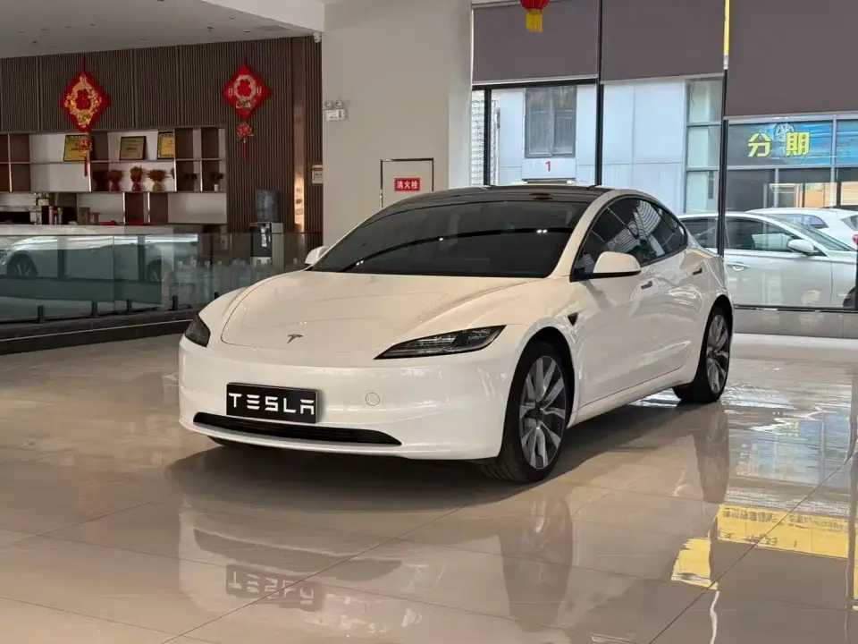 Tesla Model 3 Rear-Wheel Drive 2024