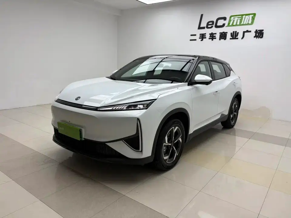 Dongfeng Aeolus Dongfeng Fengshen L7 Model 518 Comfort Champion Edition 2026