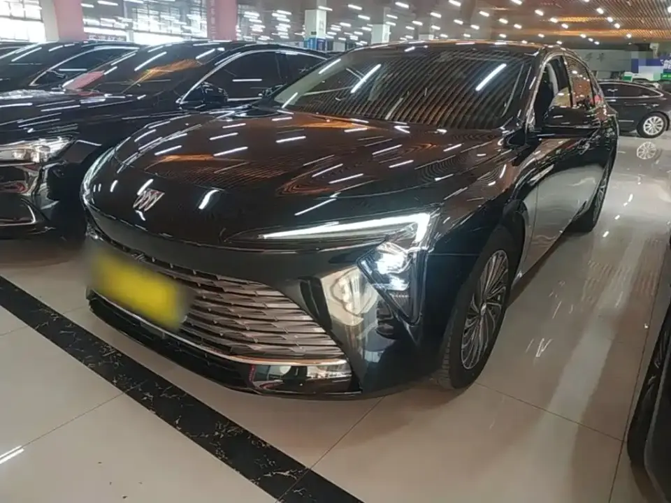 Buick LaCrosse 28T Premium Edition 2024