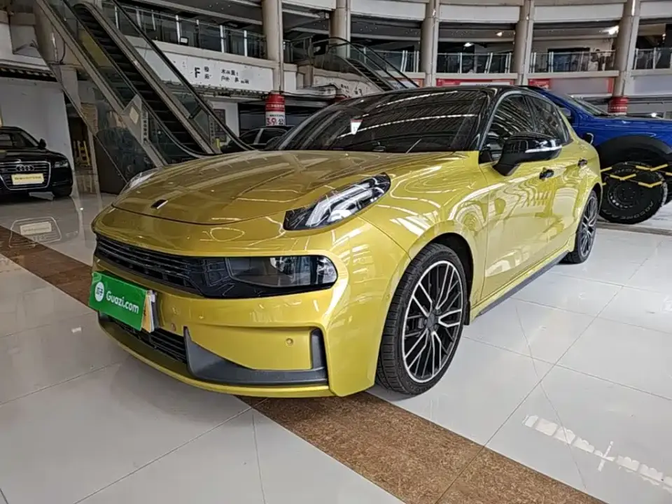 Lynk & Co 03 03+ 2.0TD Auto Wind Rider Edition 2021