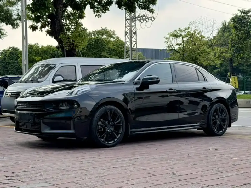 Lynk & Co 03 2.0TD Auto Jin Champion Edition 2021