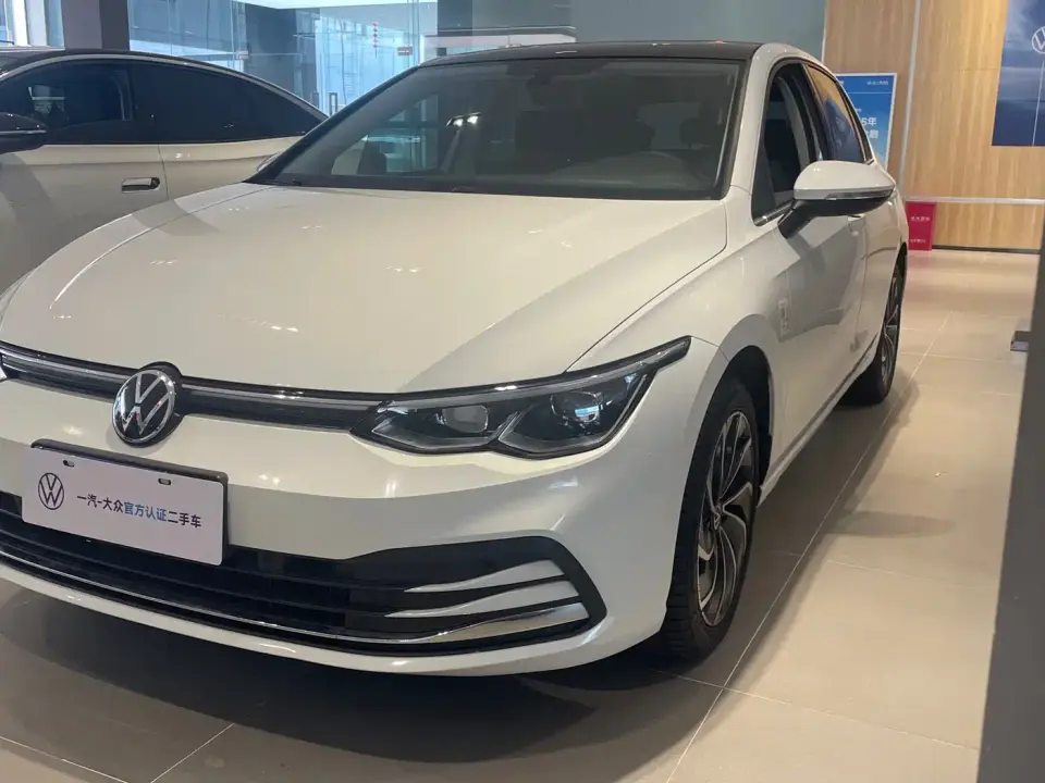 Volkswagen Golf 280TSI DSG Pro 2025