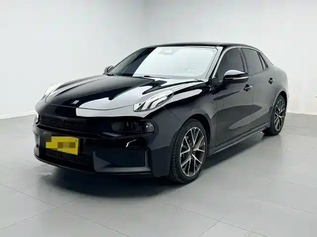 Lynk & Co 03 2.0TD Auto Power Pro Version 2020