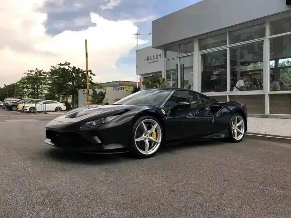 Ferrari F8 Tributo 3.9T V8 2020
