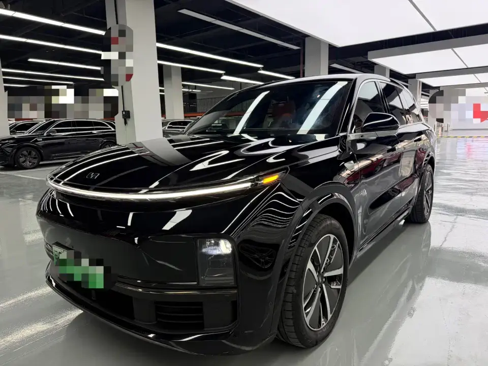 Li Auto Li L8 Pro 2025