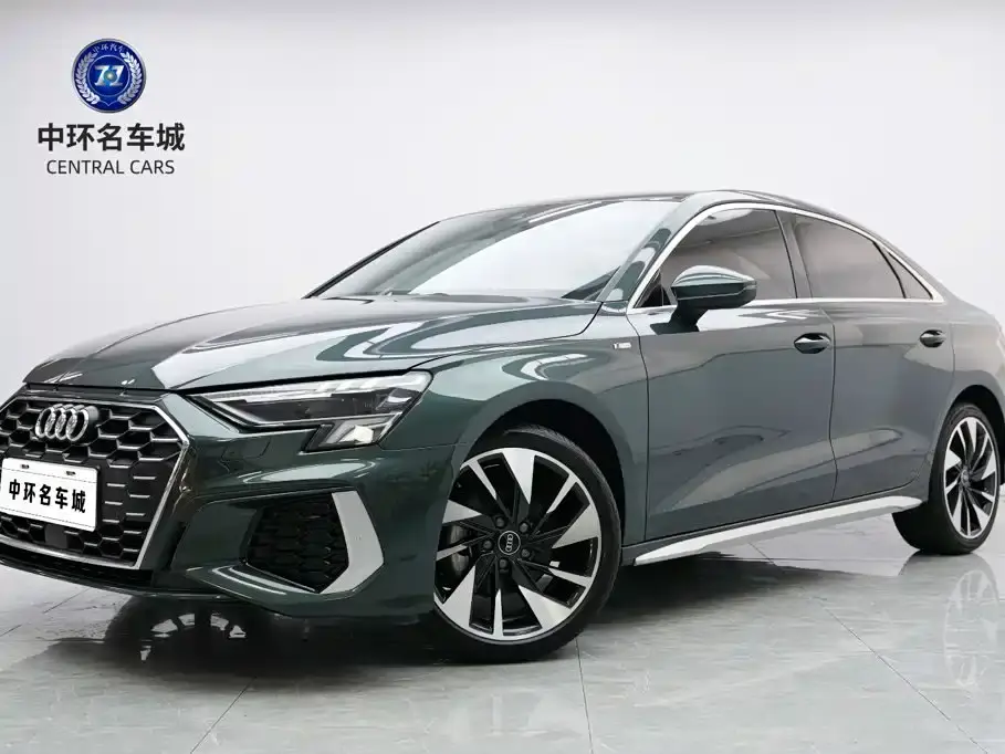Audi A3 Model A3L Limousine 35 TFSI Fashion Sport 2024