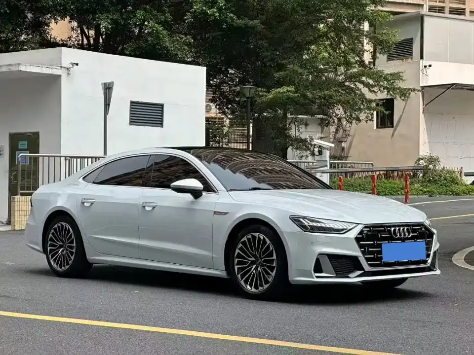 Audi A7L 45 TFSI S-line Dream Builder Edition 2023