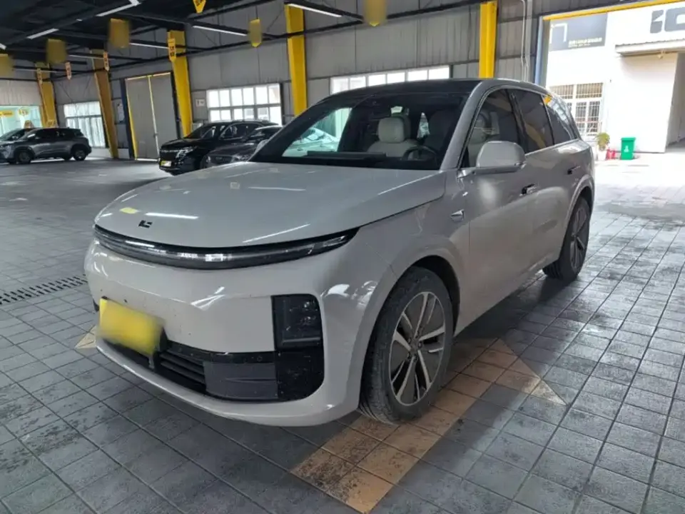 Li Auto L6 Pro 2024