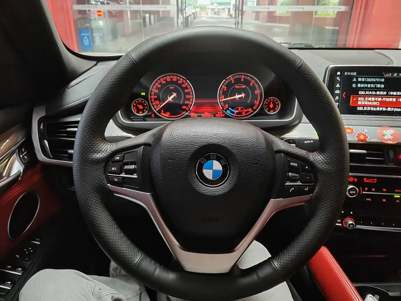 BMW X6 xDrive28i M Sport Package 2019 — фото 9