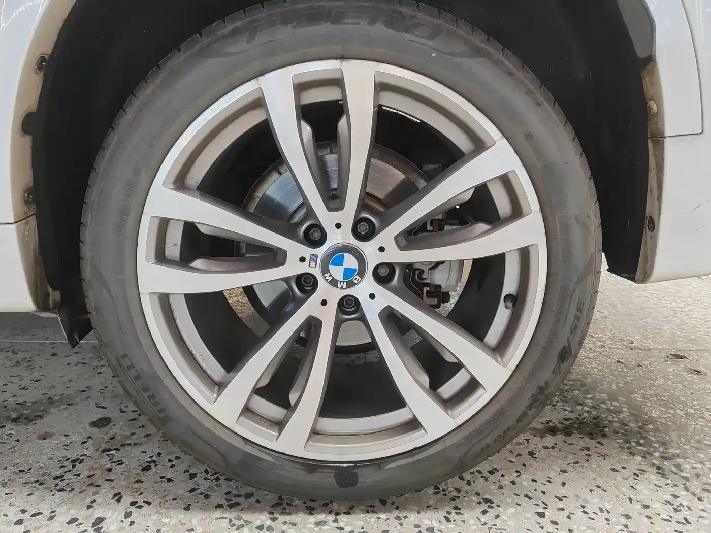 BMW X6 xDrive28i M Sport Package 2019 — фото 19