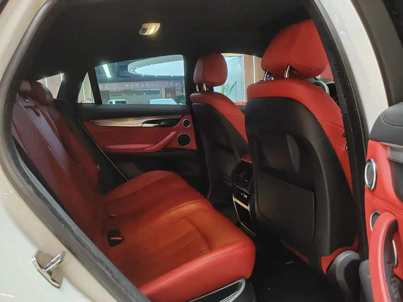 BMW X6 xDrive28i M Sport Package 2019 — фото 15