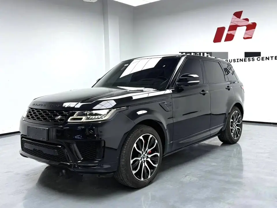 Land Rover Range Rover Sport 3.0 L6 Gloss Black Edition 2021