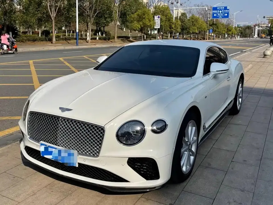 Bentley Continental 4.0T GT V8 2021