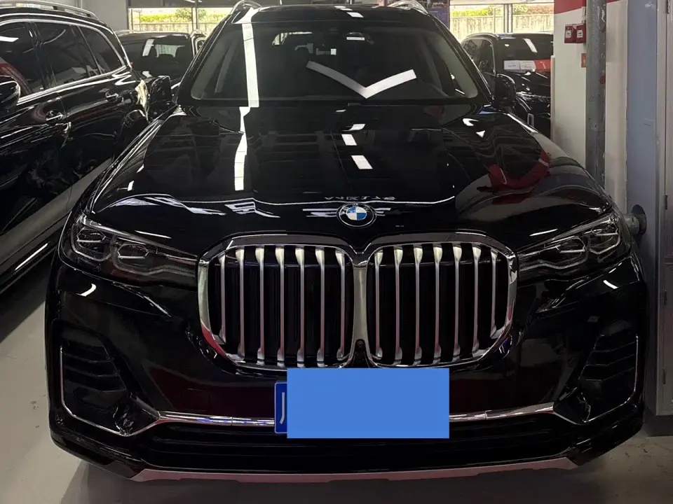 BMW X7 Facelift xDrive40i Leading Luxury Package 2021