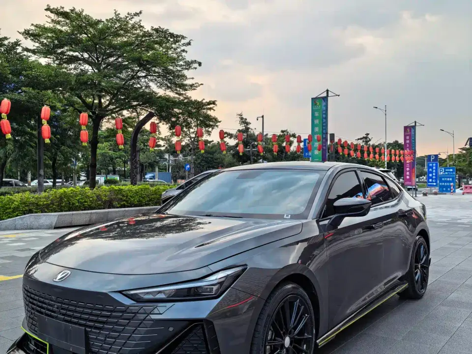 Changan UNI-V 1.5T Sport Edition 2022