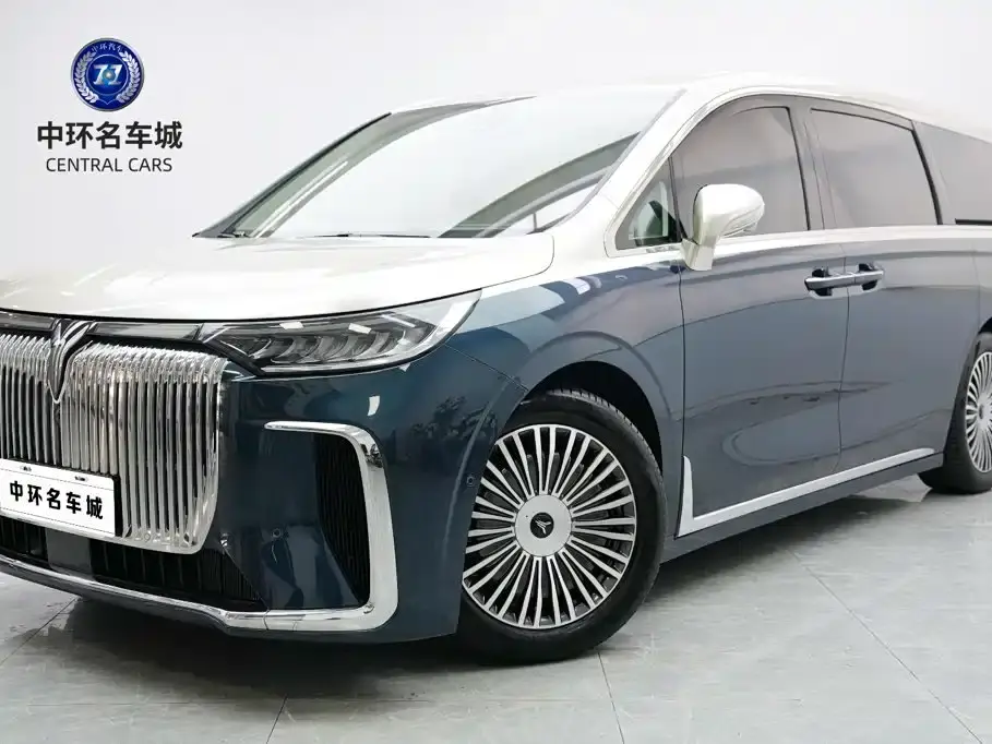 Voyah Auto Voyah Dreamer PHEV AWD Flagship Kunpeng Edition 2025