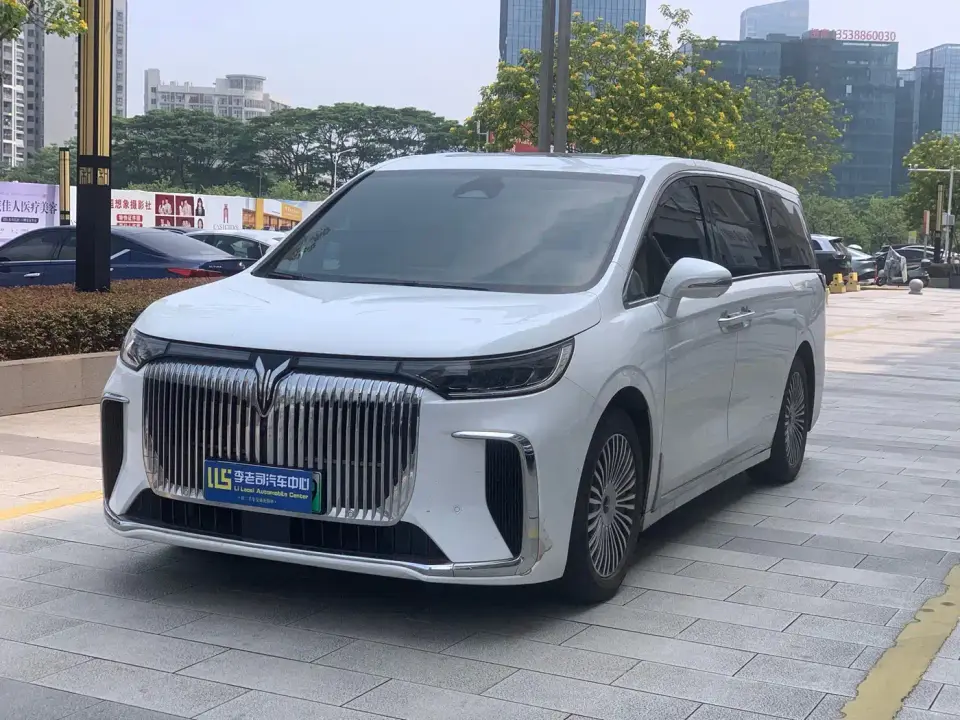Voyah Auto Voyah Dreamer PHEV 4WD Kunpeng Premium Edition 2026