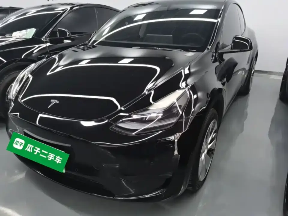 Tesla Model Y Facelift Rear-Wheel Drive Version 2023