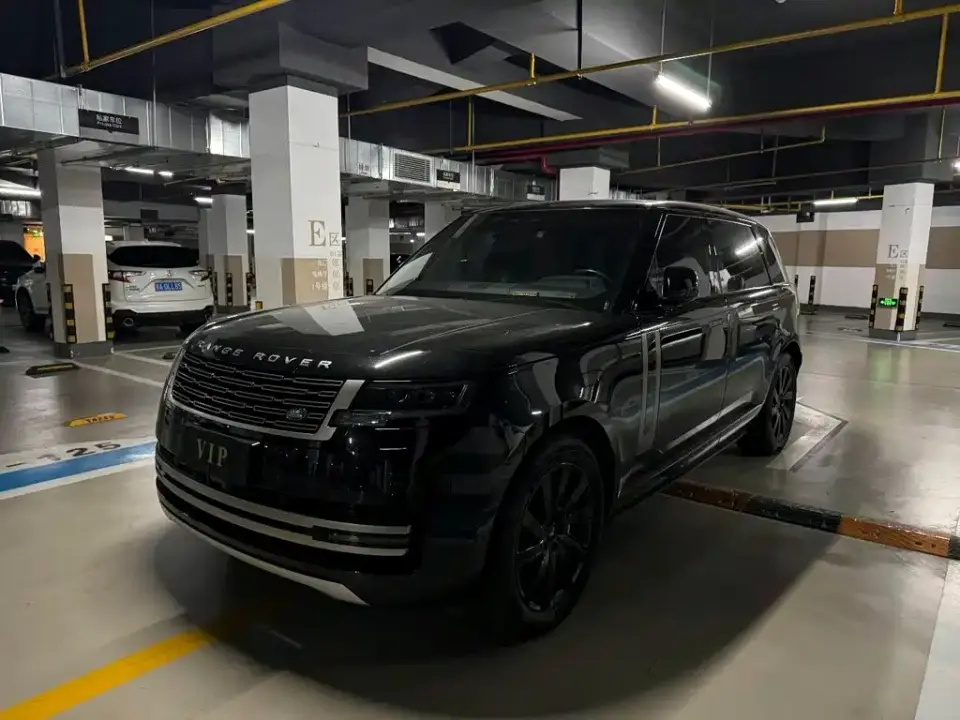 Land Rover Range Rover 3.0 L6 400PS Golden Age 7-Seater Long Wheelbase 2023