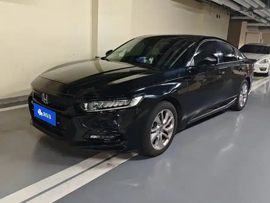 Honda Accord 260TURBO Luxury Edition China VI 2021