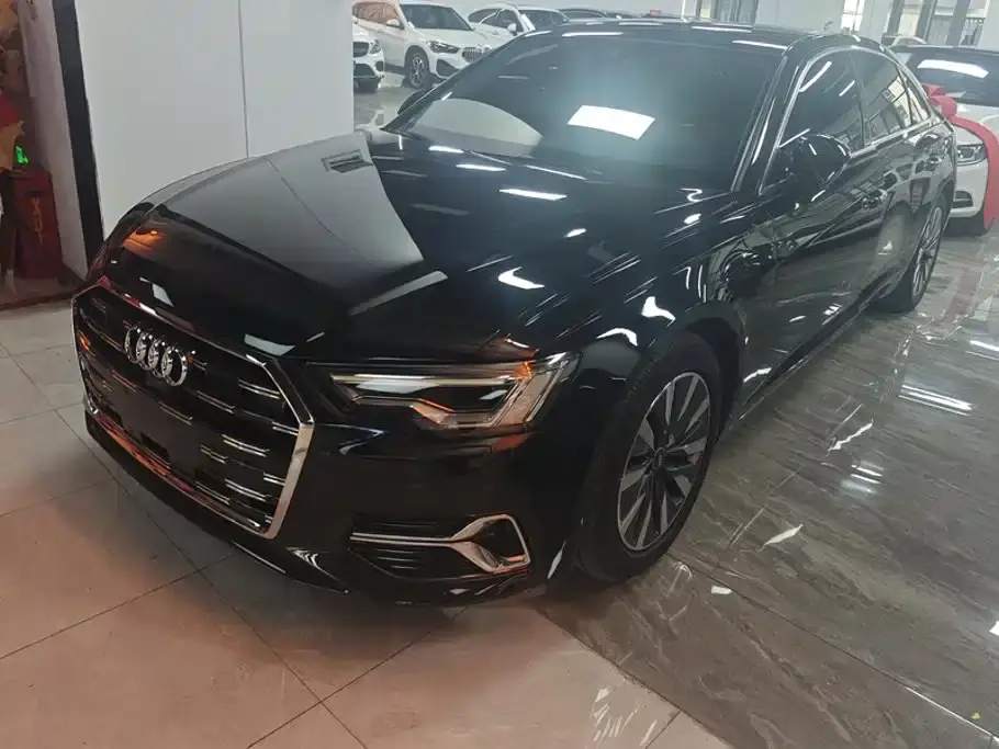 Audi A6L 45 TFSI Premium Elegance 2024
