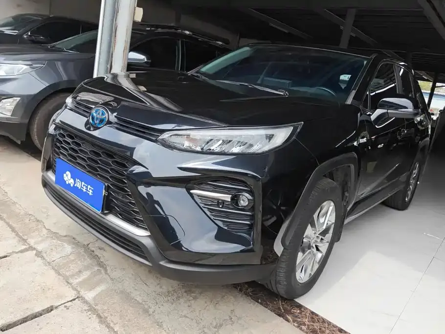 Toyota Wildlander Dual Engine 2.5L E-CVT FWD Luxury 2020