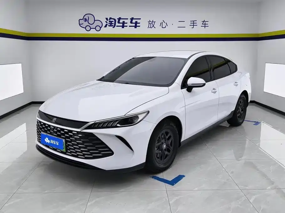 BYD Qin PLUS DM-i Smart Drive 55KM Leader 2025