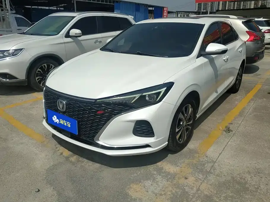 Changan Eado PLUS Blue Whale NE 1.4T GDI DCT Premium 2021
