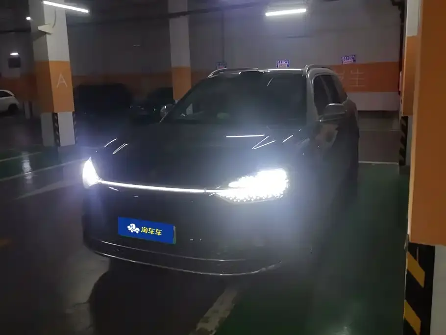 AITO Wenjie AITO M9 Model Extended Range Ultra Edition 52kWh 5-Seater 2024